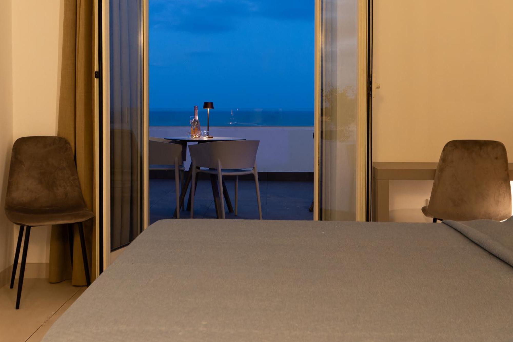 阿布鲁齐的罗塞托Terrazza Sul Mare住宿加早餐旅馆 外观 照片