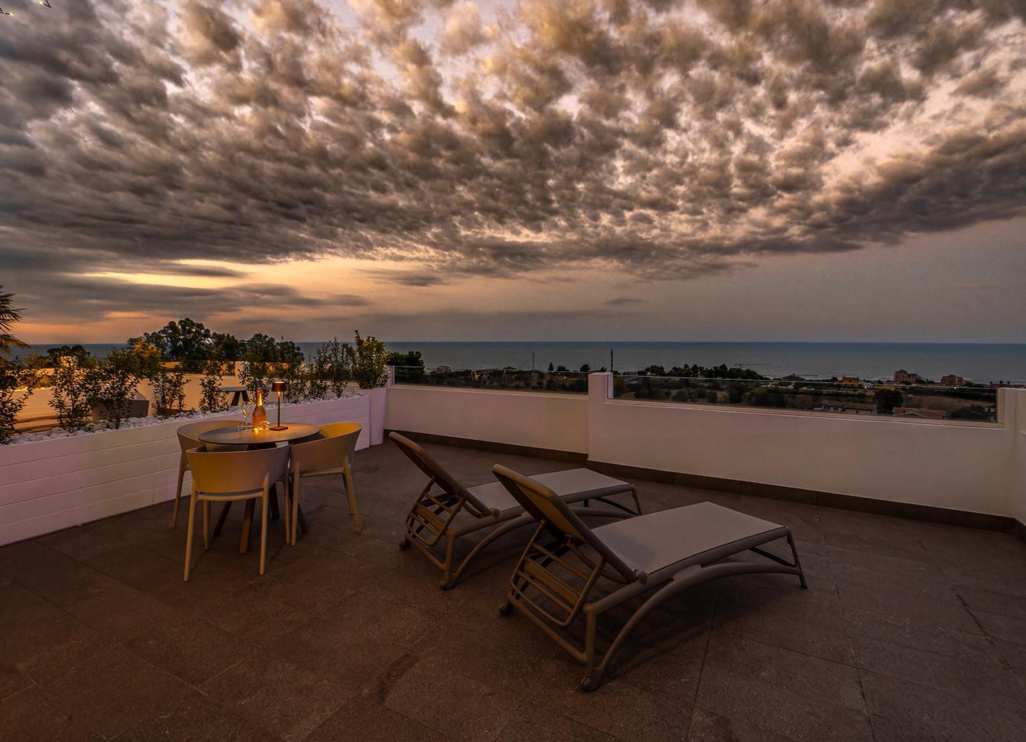 阿布鲁齐的罗塞托Terrazza Sul Mare住宿加早餐旅馆 外观 照片